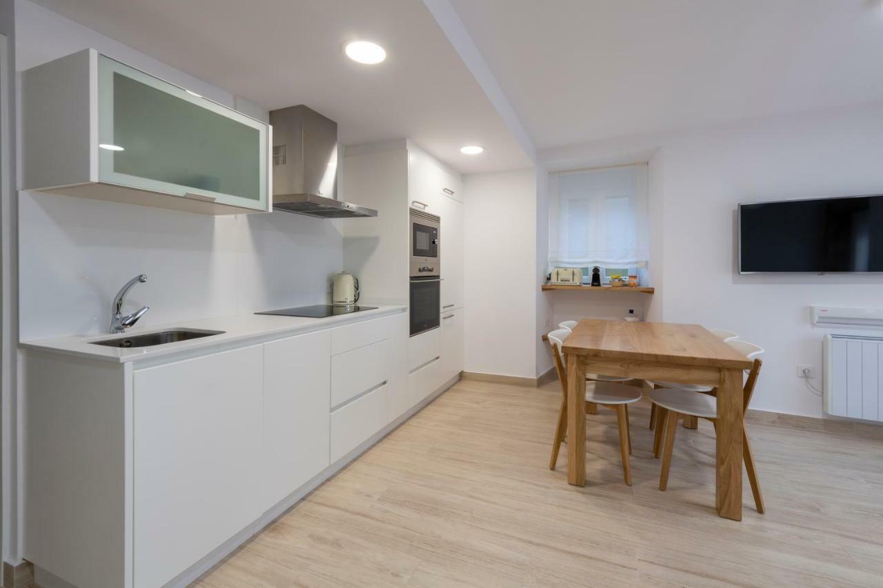 Apartamentos Mar De Fondo Muxia Esterno foto