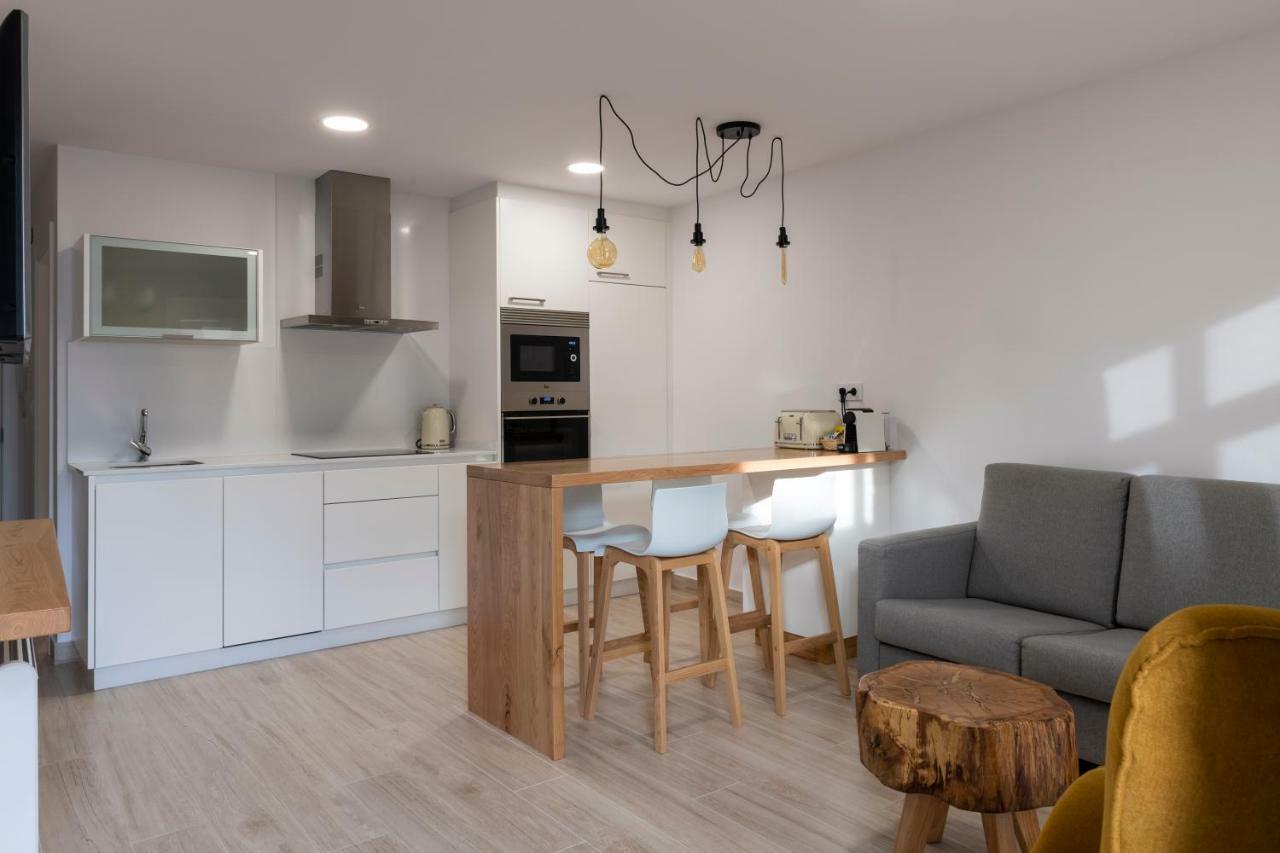 Apartamentos Mar De Fondo Muxia Esterno foto